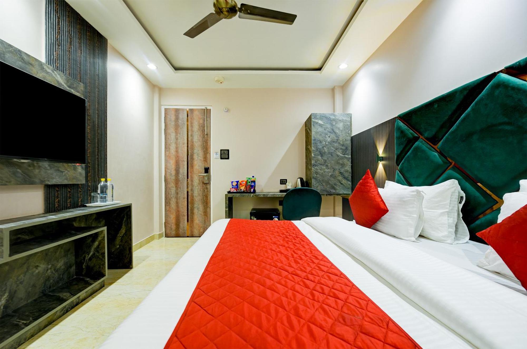 The Pearl Plaza Hotel In City Centre - Near New Delhi Railway Station Exterior foto